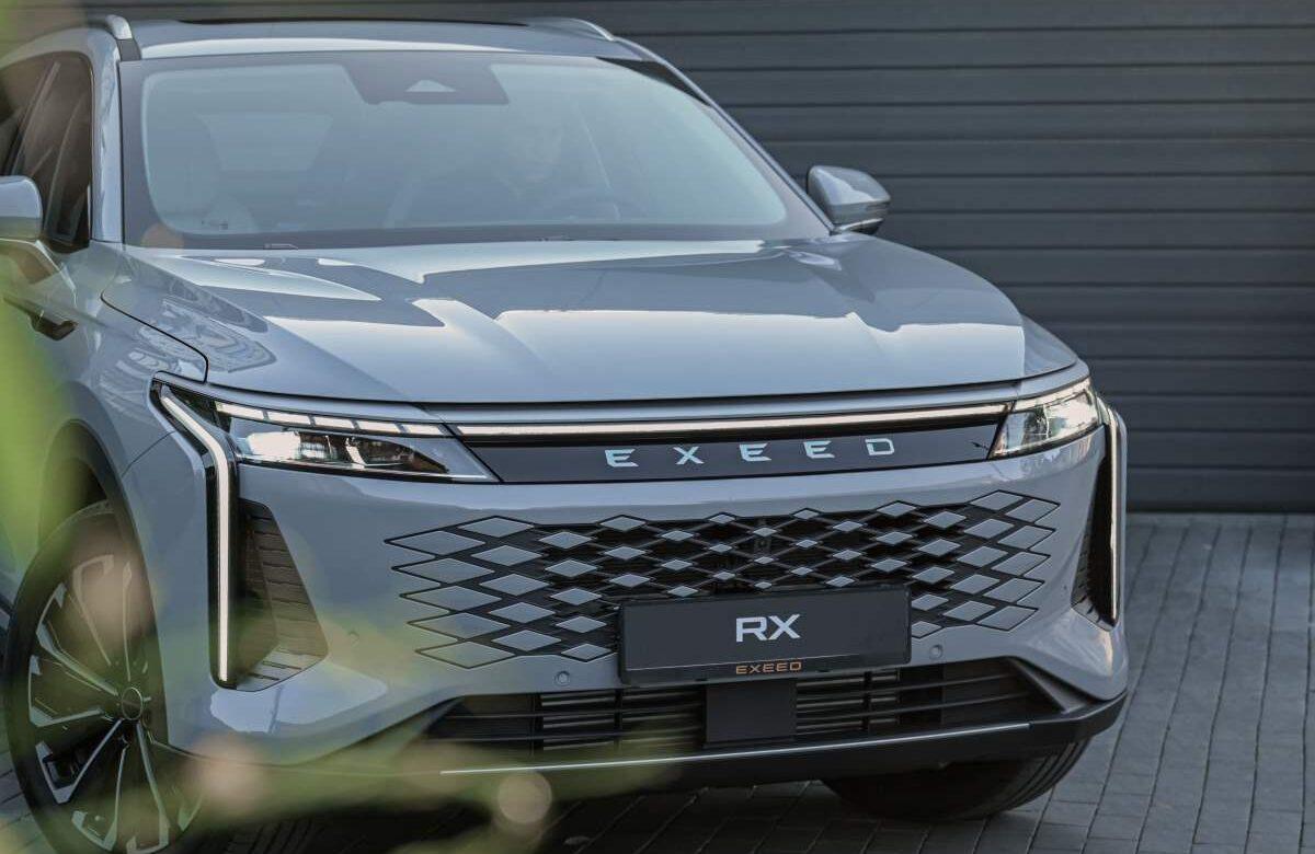 EXEED RX в исполнении Flagship стал юбилейным 100-тысячным автомобилем бренда, проданным в России