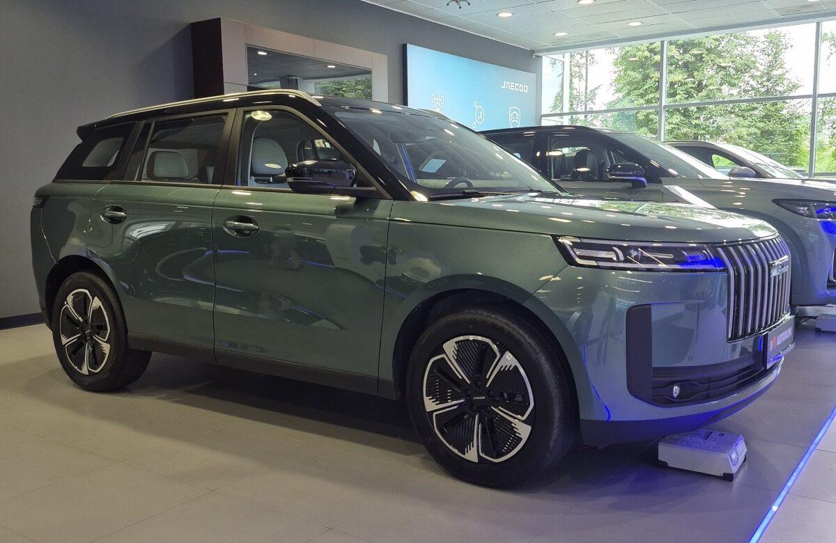 Яркий дебют в классе компактных SUV: JAECOO J6 уже представлен в OMODA|JAECOO АВТОДОМ