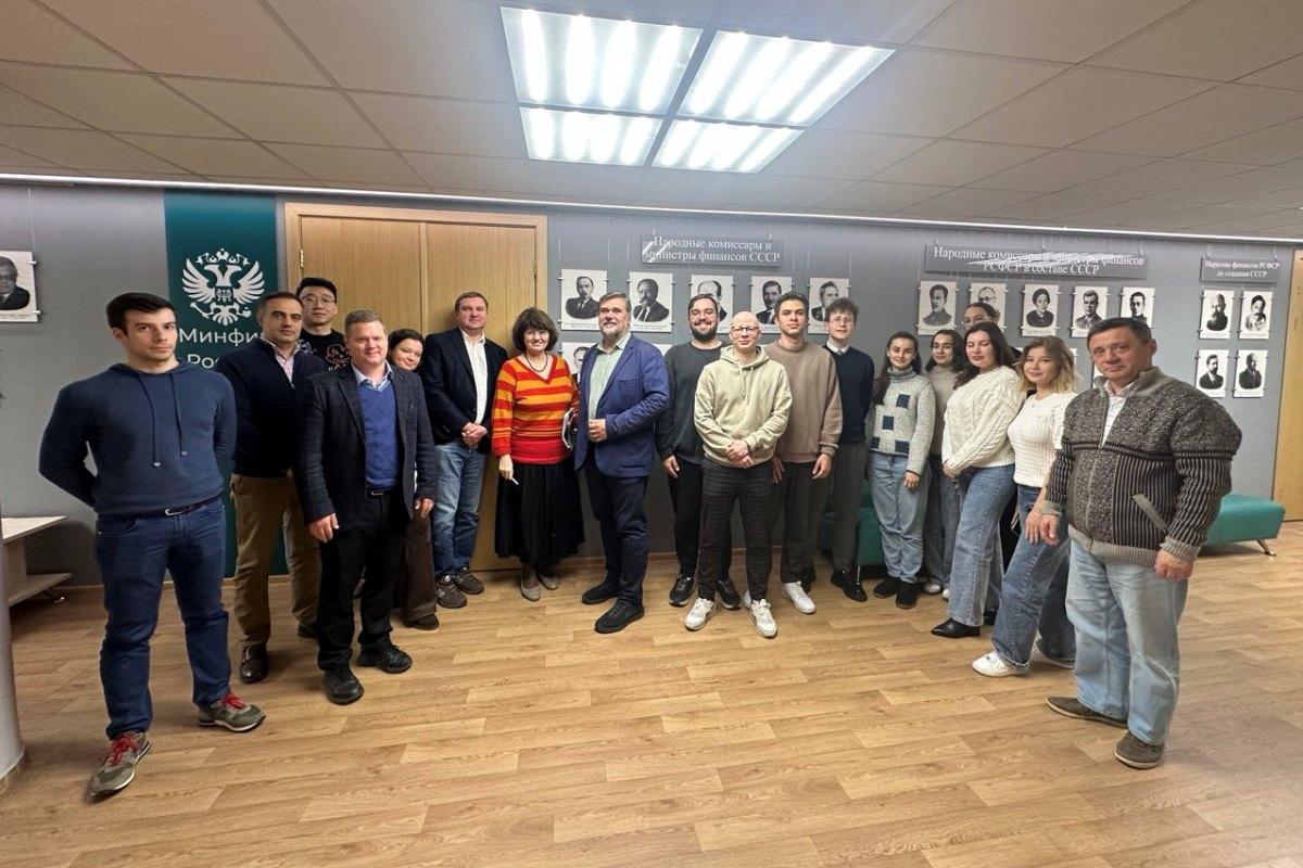 Сверим страховые подходы: мастер-класс научной школы «Страхование» Финансового университета