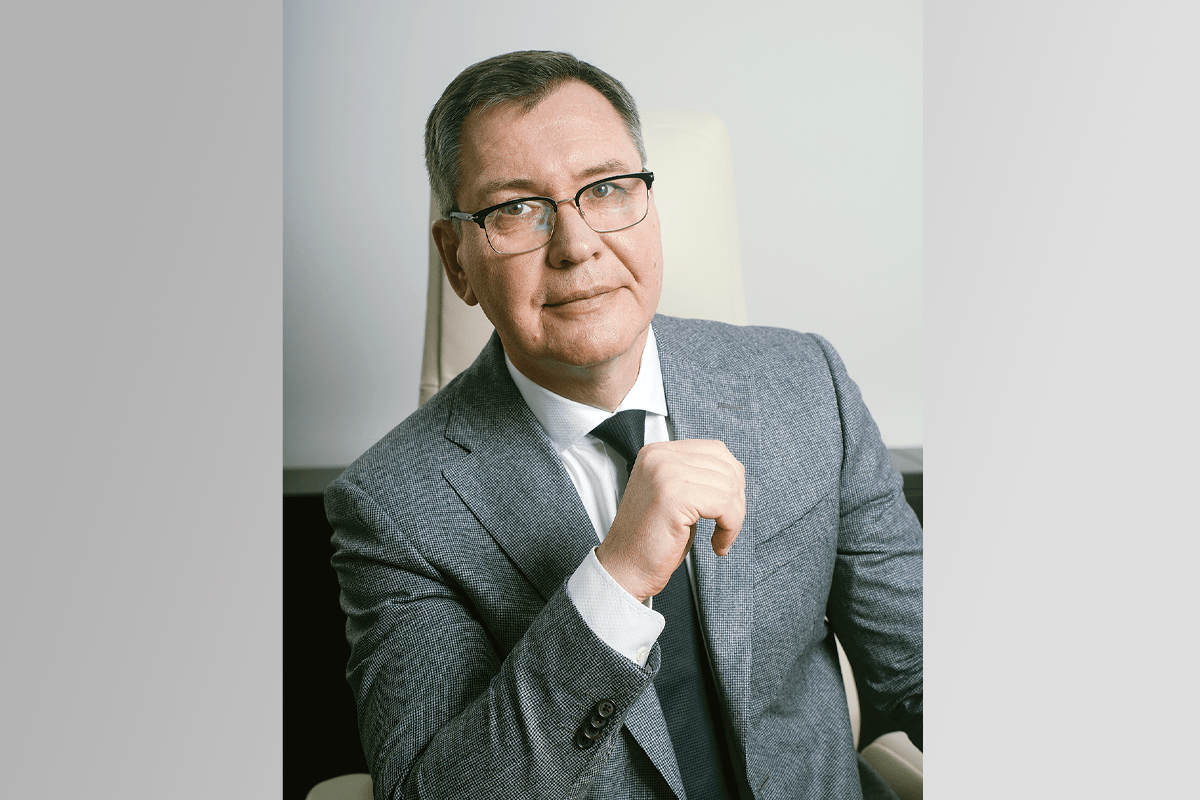 Не нужно нас сдерживать