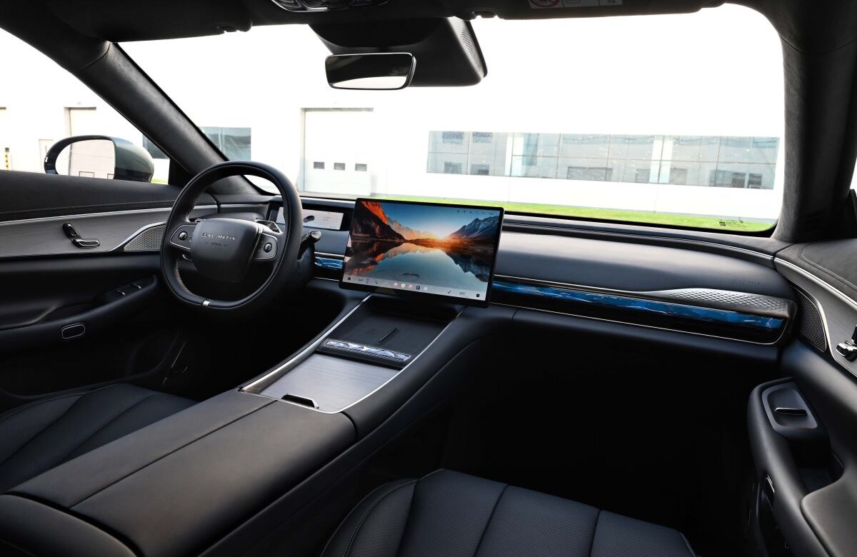 В ГК АВТОДОМ представлена линейка EXLANTIX – самого продаваемого премиального бренда EXEED