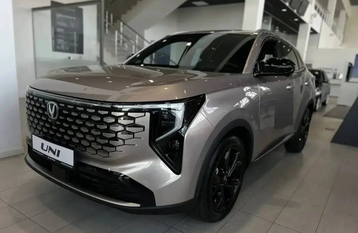 Новый CHANGAN ЮНИ-Эс / UNI-S с полным приводом уже в продаже в Чанган Центр Внуково
