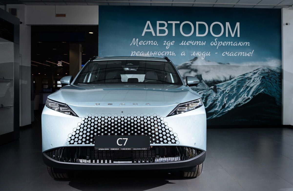 OMODA C7, представленный в OMODA АВТОДОМ Внуково, подтвердил статус дизайн-лидера на российском рынке