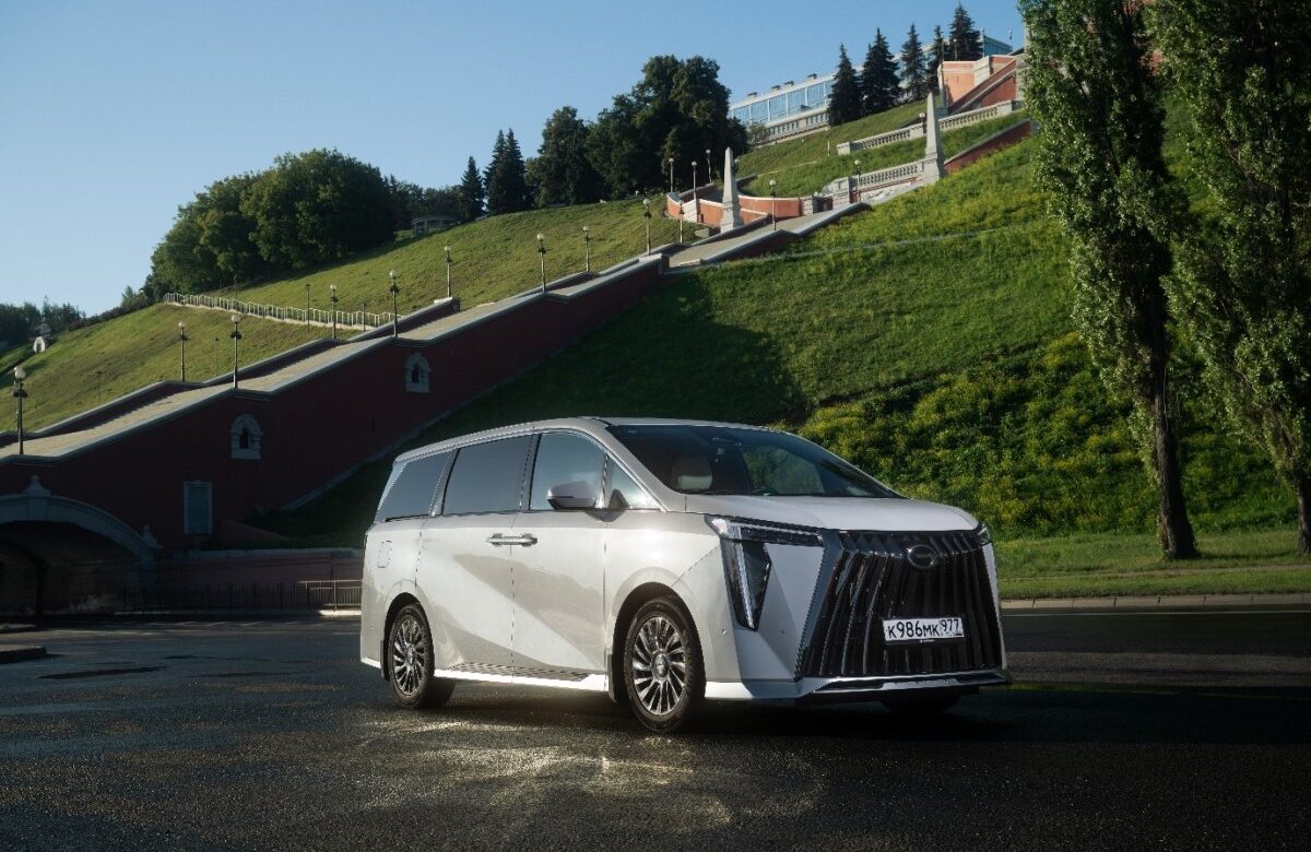 GAC M8, представленный в GAC АВТОДОМ, признан лучшим премиальным минивэном по итогам премии журнала «Авито Авто» Точка зажигания